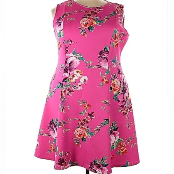 Lane Bryant Floral Sleeveless Fit & Flare Stretch Dress Round Neck Sz 26/28 NWT - Picture 1 of 13